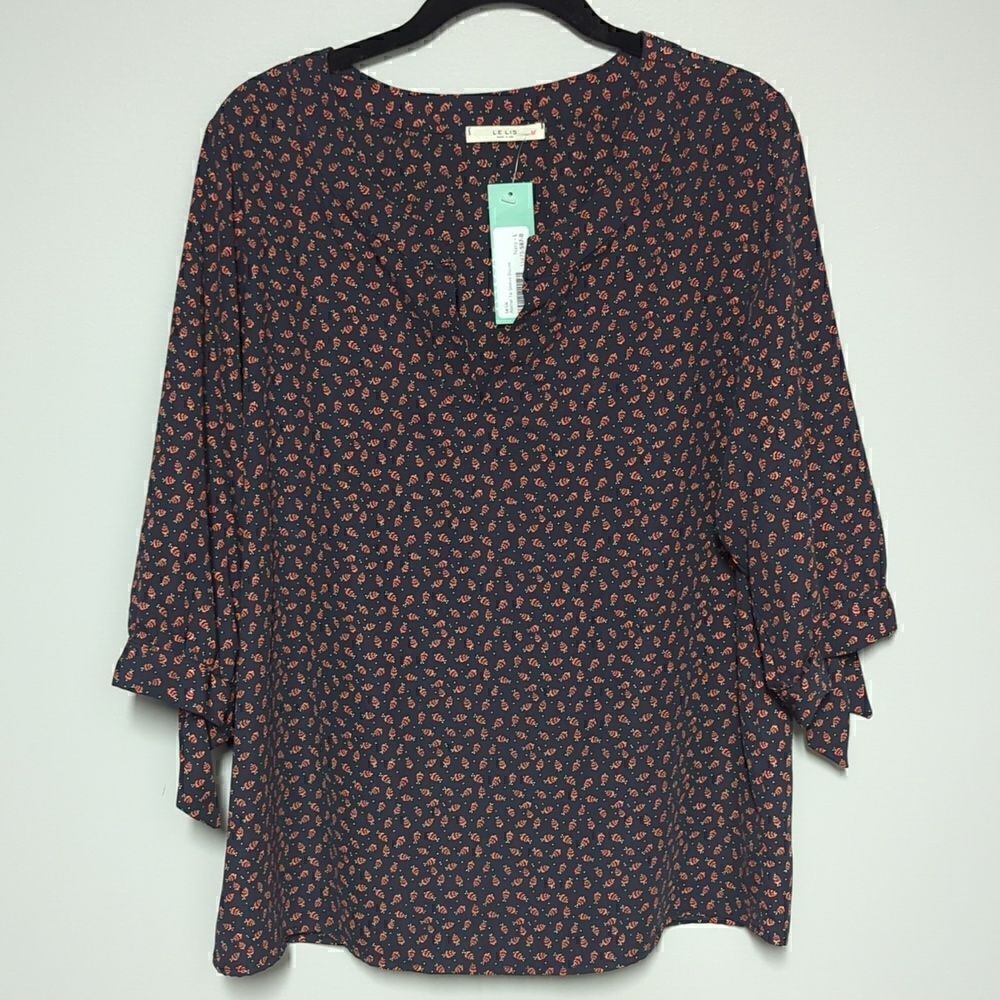 NWT Le Lis Navy Blue V Neck Blouse